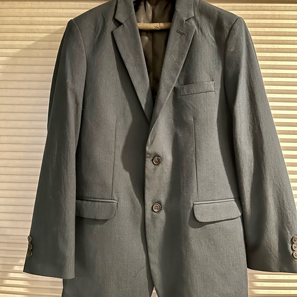 Calvin Klein Young Mens Suit. Navy Blue